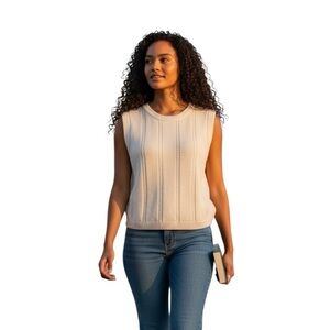 St. John designer luxury classic Corp core sleeveless knit shirt